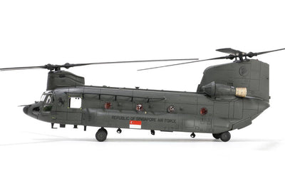 Republic of Singapore Air Force (RSAF): Chinook CH-47SD Helicopter "Forces of Valor" [1:72]